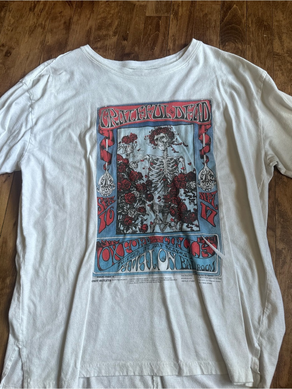 Grateful Dead White Short Sleeve Tee with Red & Blue Graphic